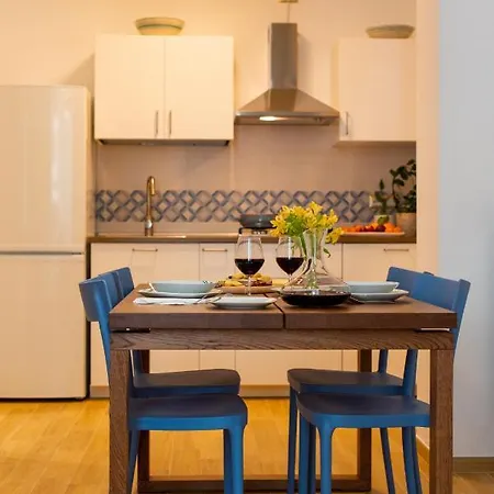 Dimore De Luca- Oggi * Rom