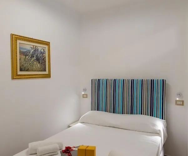 Dimore De Luca- Oggi * Rom